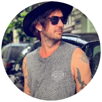 Carl Travels channel banner